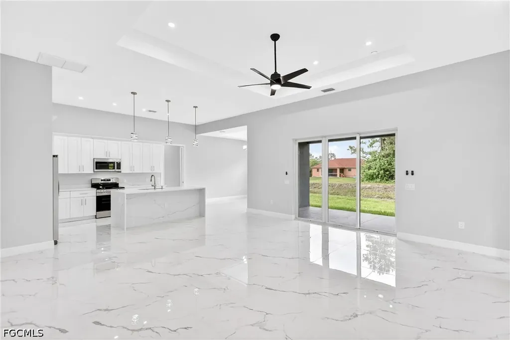 1118 Bari Street E Lehigh Acres FL 33974