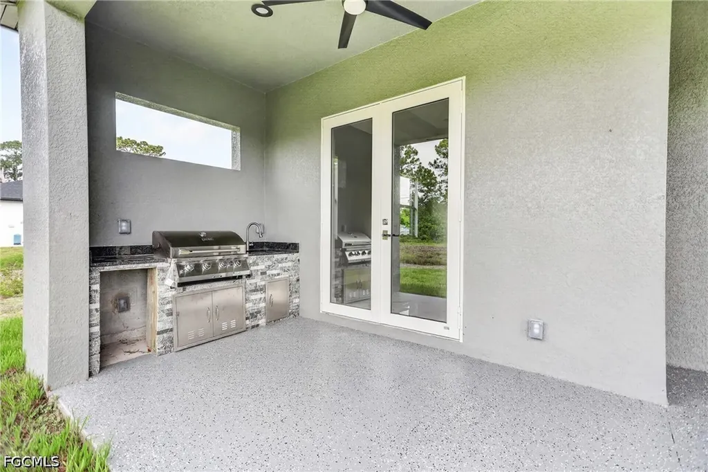 1118 Bari Street E Lehigh Acres FL 33974