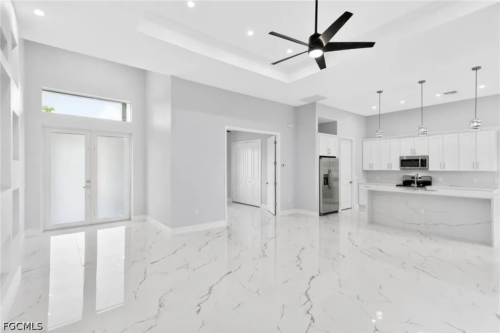 1118 Bari Street E Lehigh Acres FL 33974