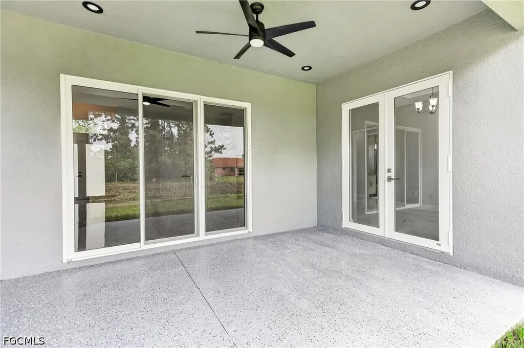 1118 Bari Street E Lehigh Acres FL 33974
