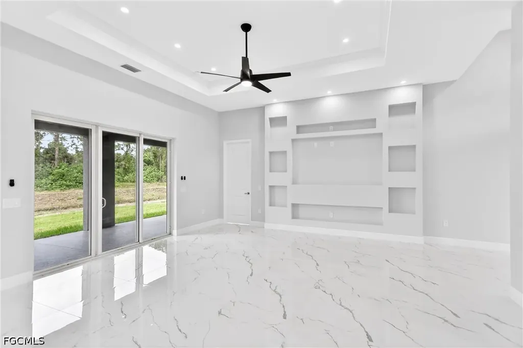 1118 Bari Street E Lehigh Acres FL 33974