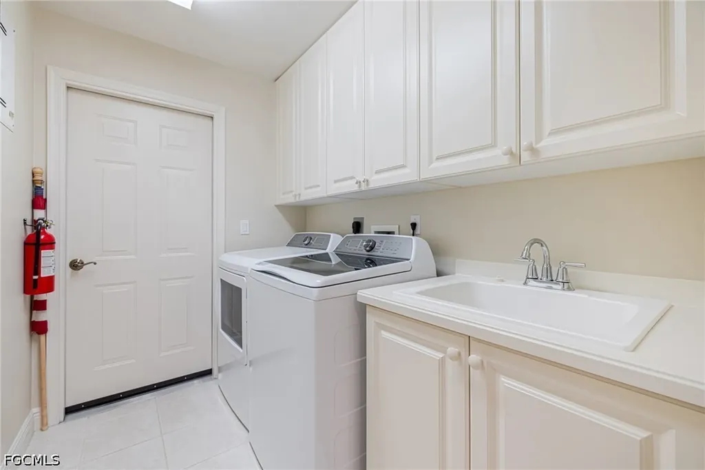 5120 W Hyde Park Court Fort Myers FL 33912