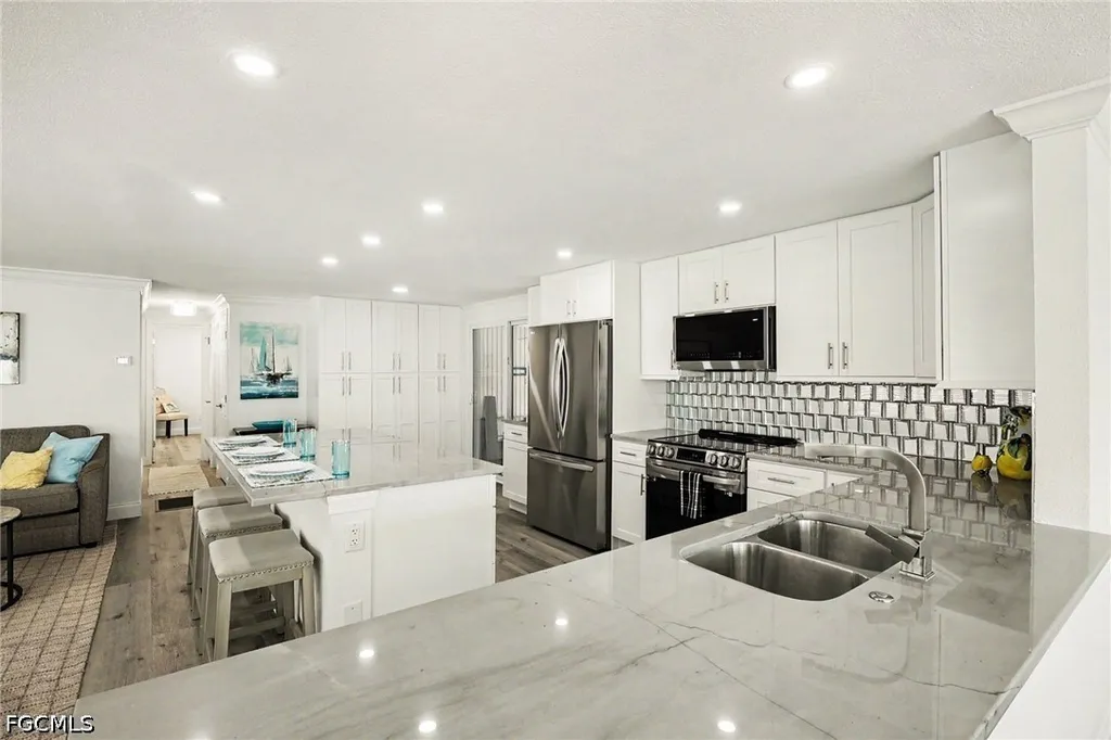 11181 Azalea Lane Fort Myers Beach FL 33931