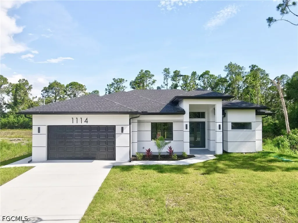 1114 Bari Street E Lehigh Acres FL 33974