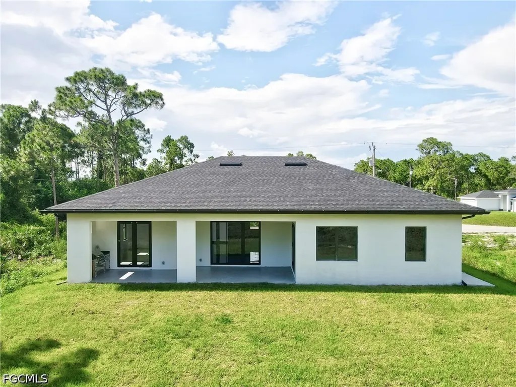 1114 Bari Street E Lehigh Acres FL 33974