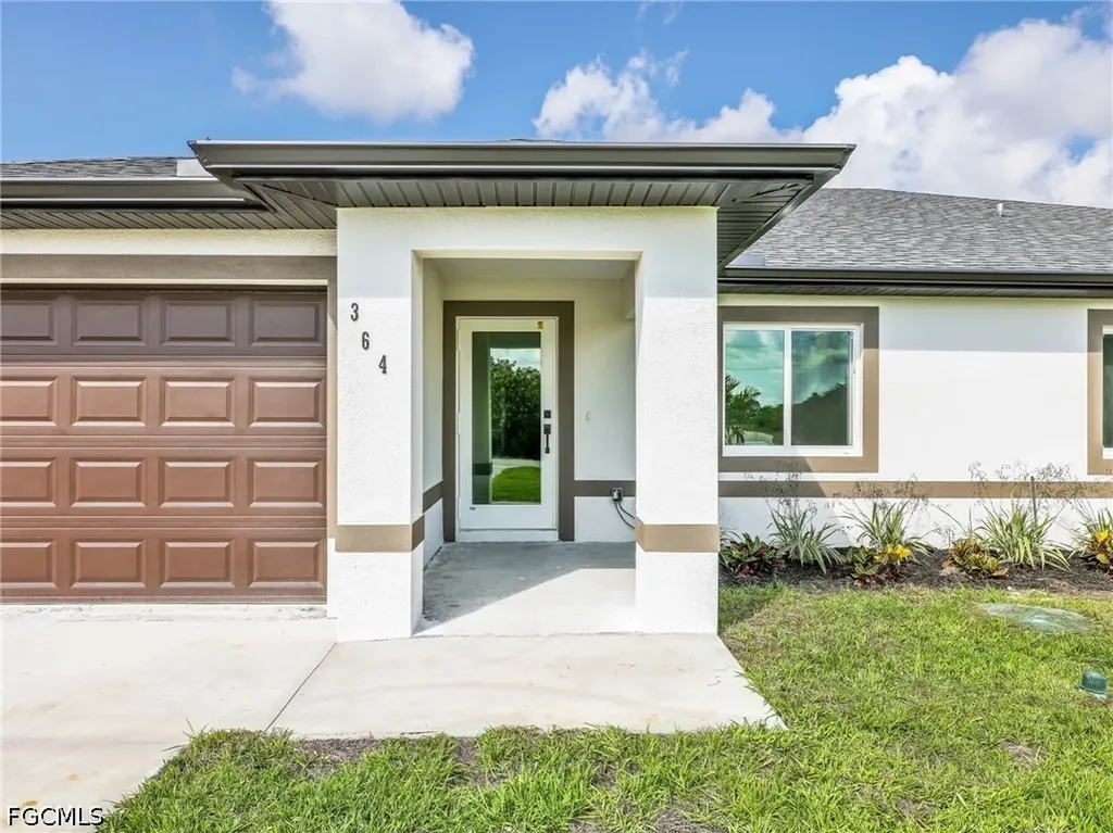 362/364 Petite Avenue Lehigh Acres FL 33974