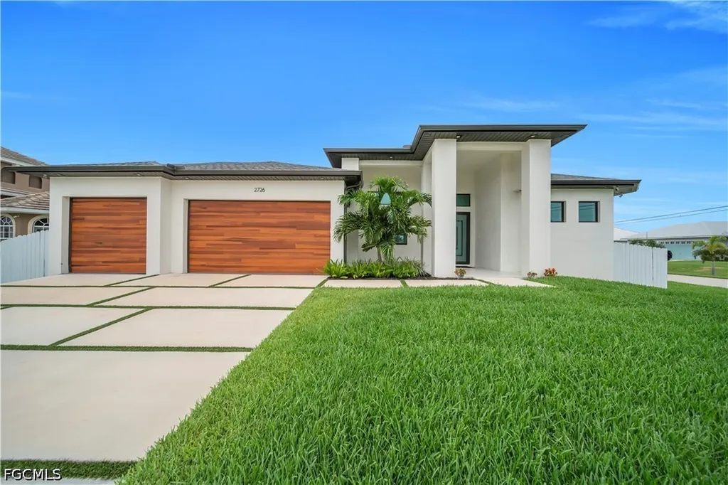 2726 SW 38th Street Cape Coral FL 33914