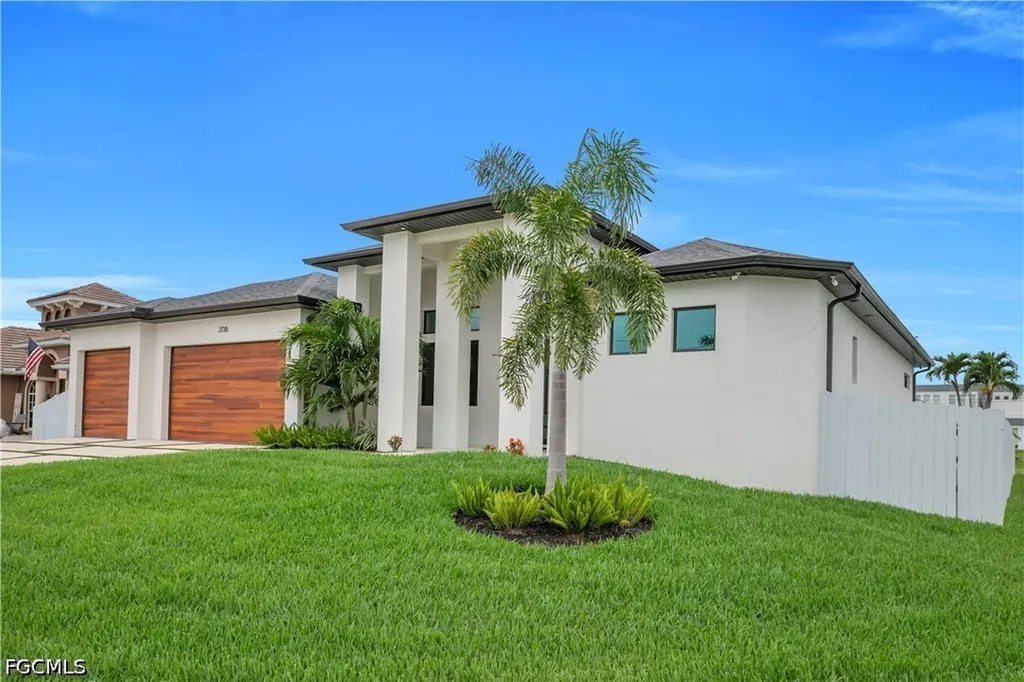 2726 SW 38th Street Cape Coral FL 33914