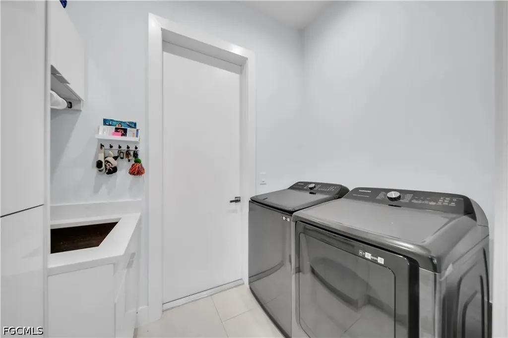 2726 SW 38th Street Cape Coral FL 33914
