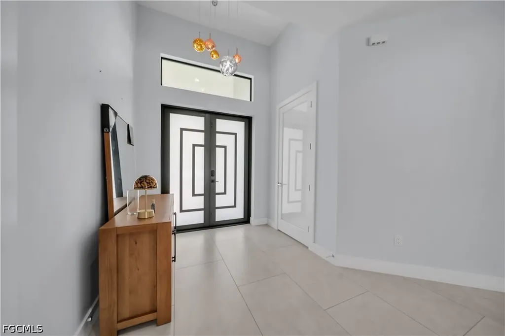 2726 SW 38th Street Cape Coral FL 33914