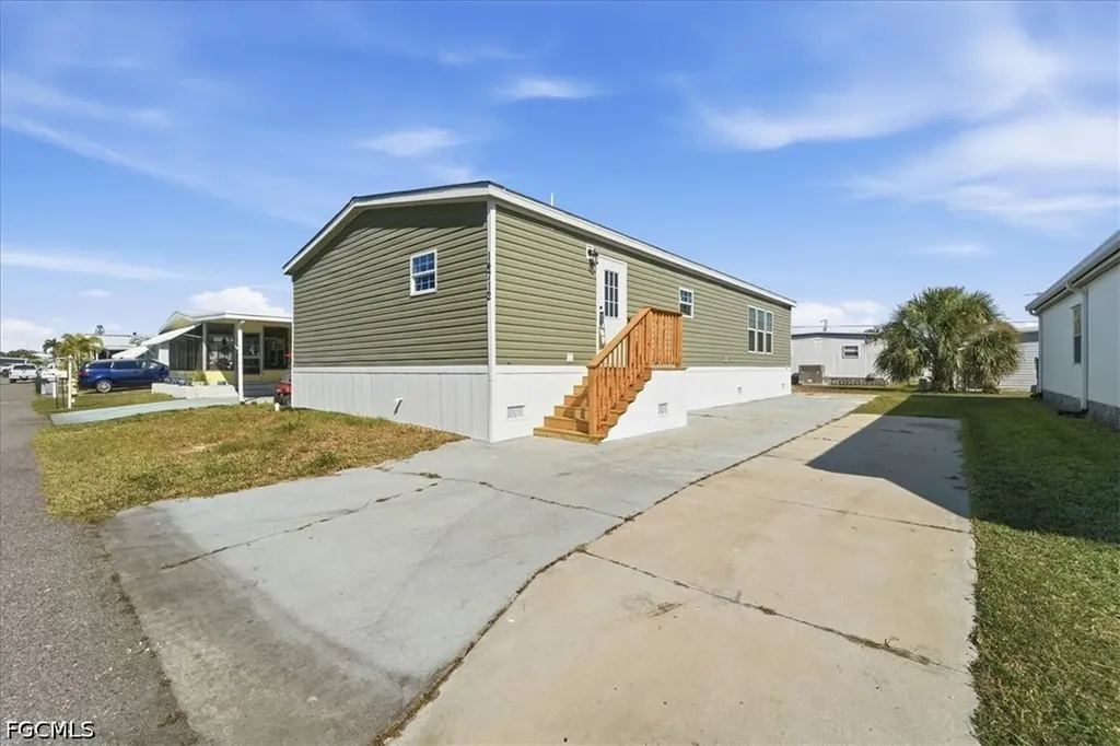 14712 Nantucket Road North Fort Myers FL 33917