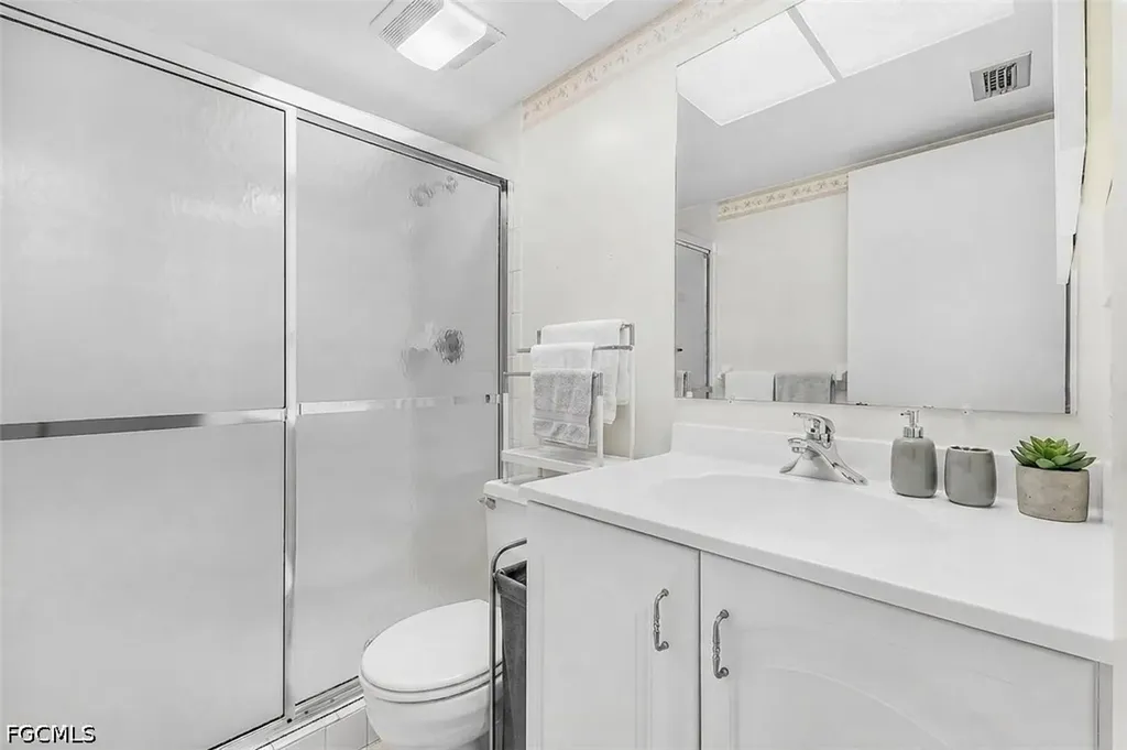 1733 Courtyard Way Naples FL 34112