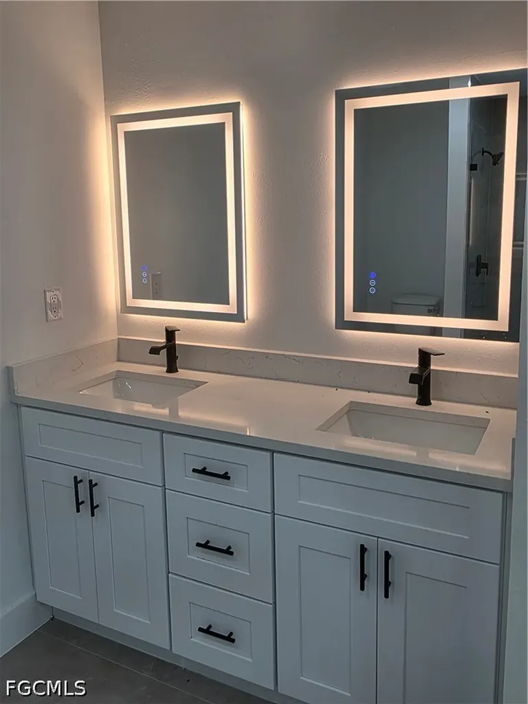 211 NE 31st Street Cape Coral FL 33909