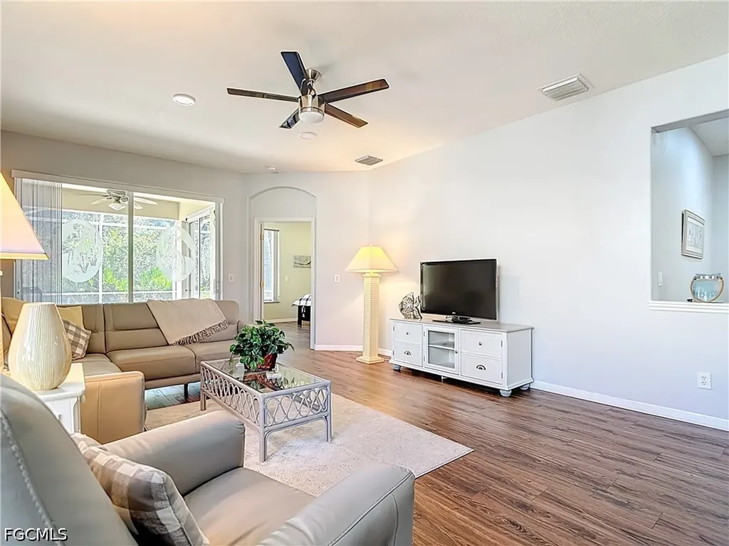 20940 Calle Cristal Lane North Fort Myers FL 33917