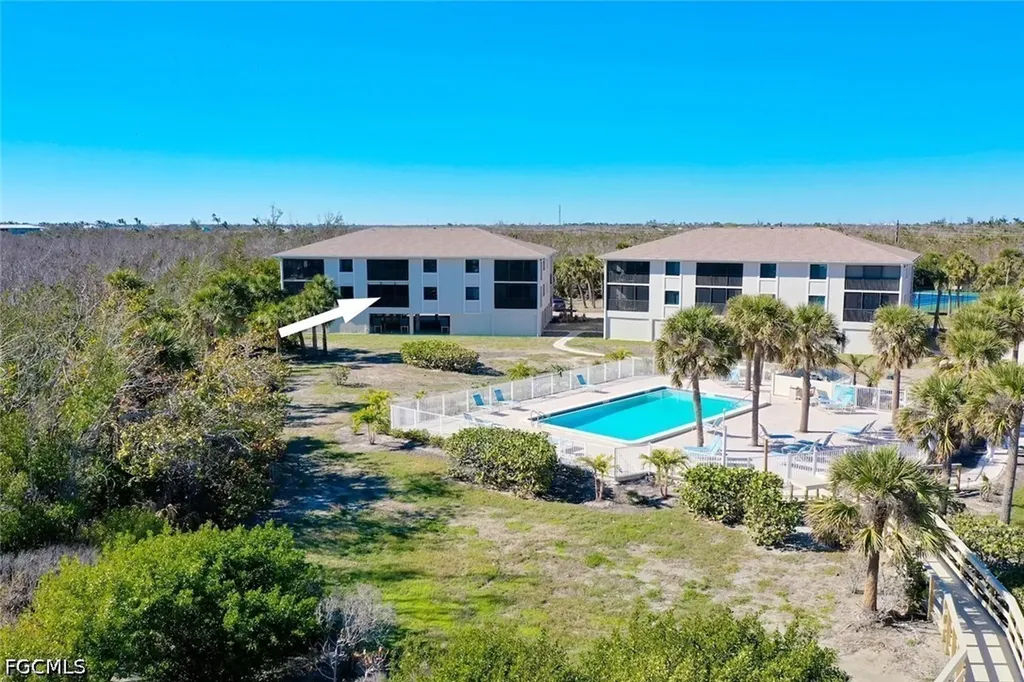 Sanibel FL, 1919 Olde Middle Gulf Drive, Unit 502