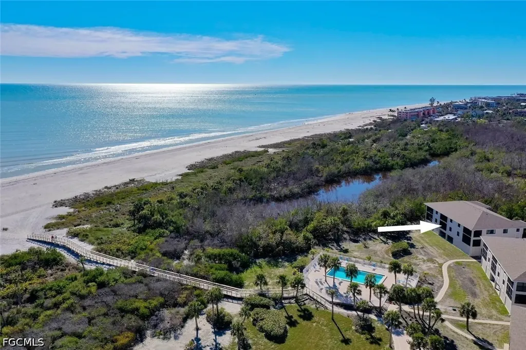1919 Olde Middle Gulf Drive Sanibel FL 33957