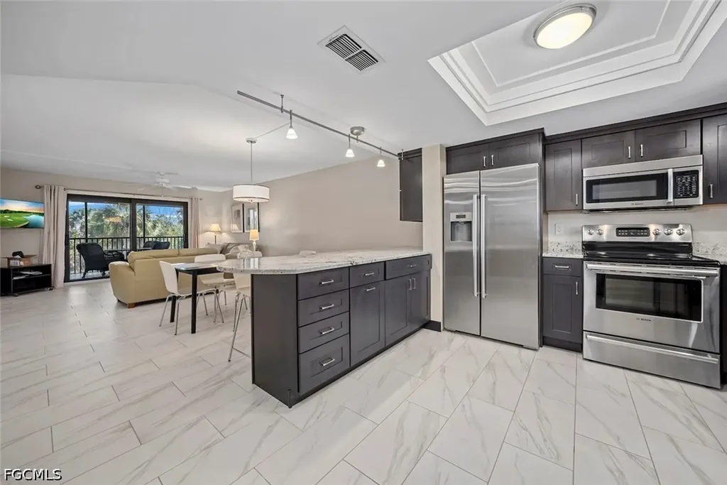 1919 Olde Middle Gulf Drive Sanibel FL 33957