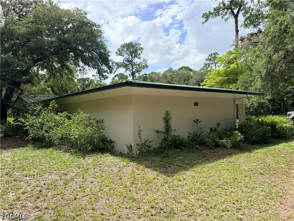 18251 Persimmon Ridge Road Alva FL 33920