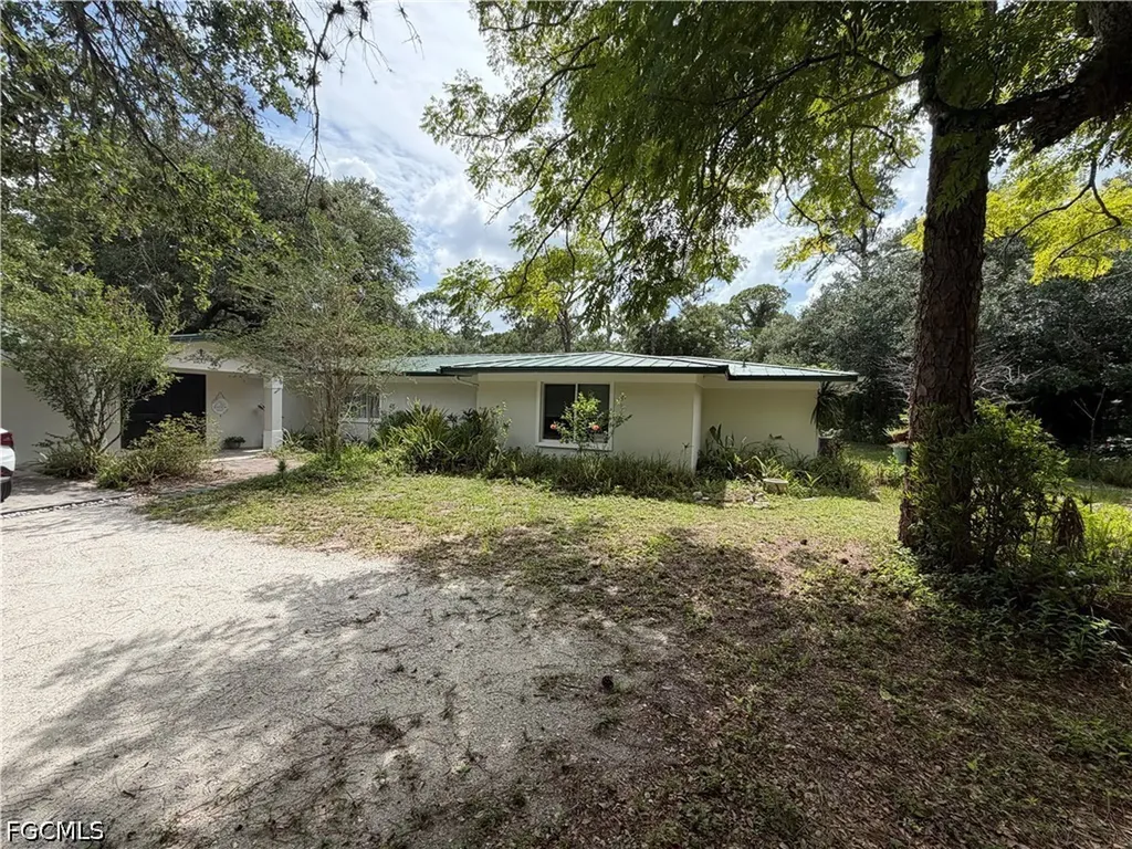 18251 Persimmon Ridge Road Alva FL 33920