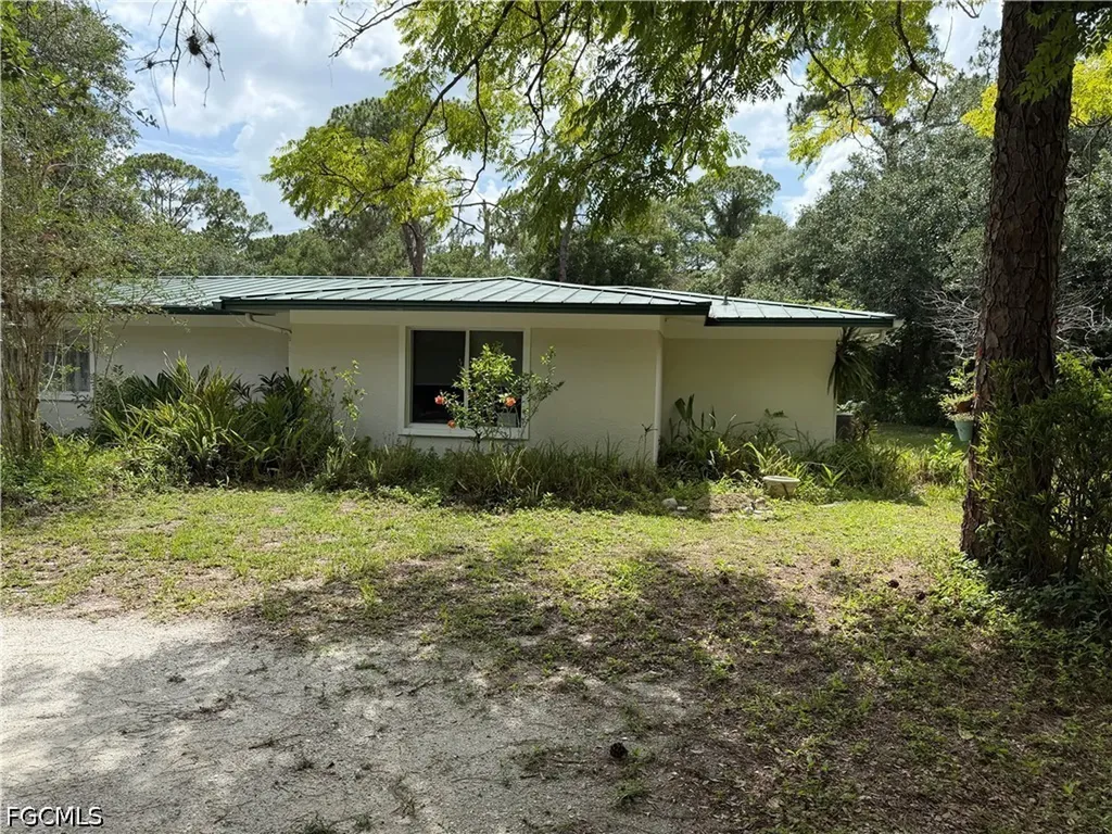 18251 Persimmon Ridge Road Alva FL 33920