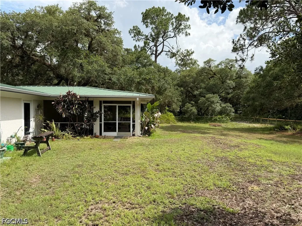 18251 Persimmon Ridge Road Alva FL 33920