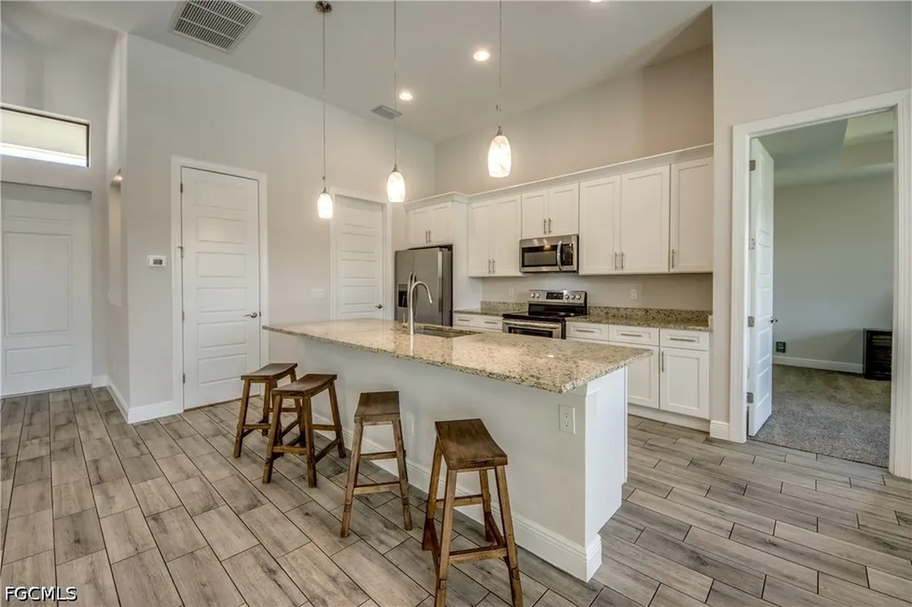 203 SW 14th Avenue Cape Coral FL 33991