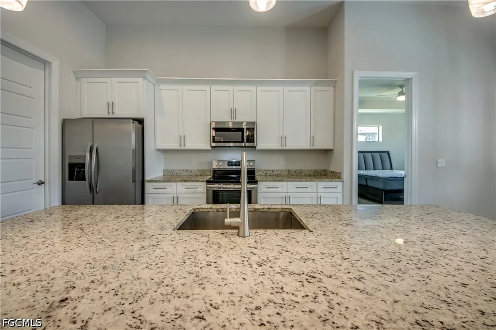 203 SW 14th Avenue Cape Coral FL 33991