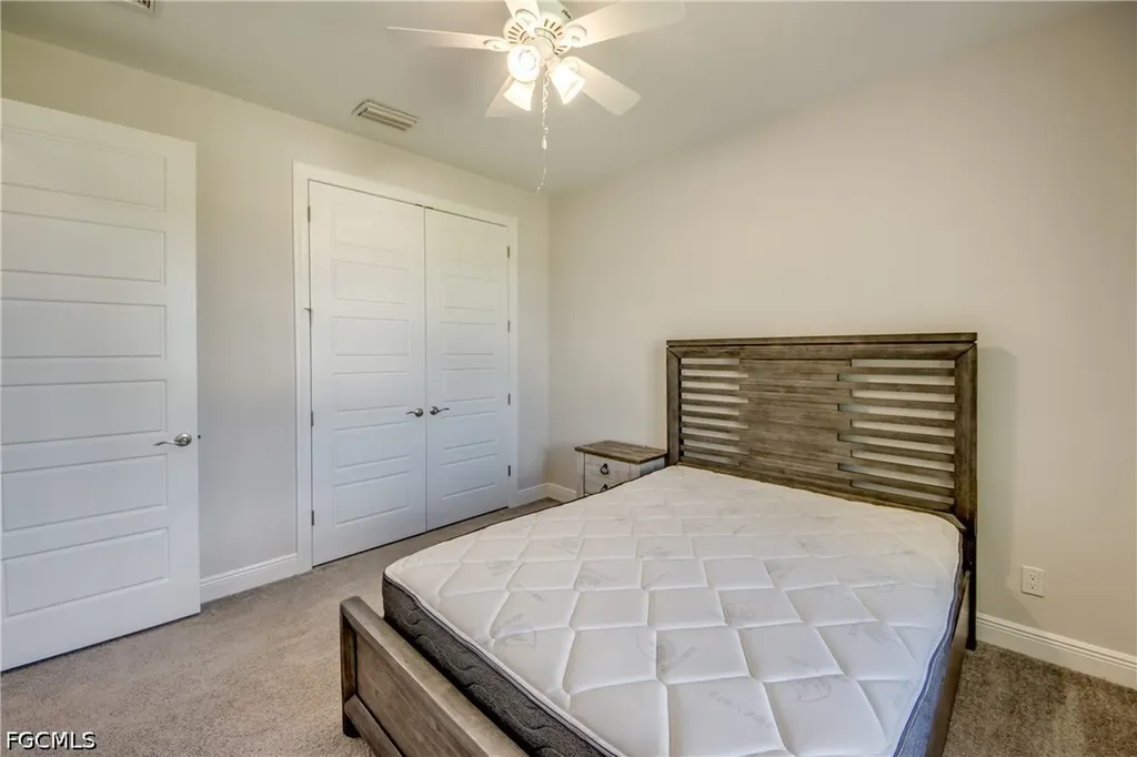 203 SW 14th Avenue Cape Coral FL 33991
