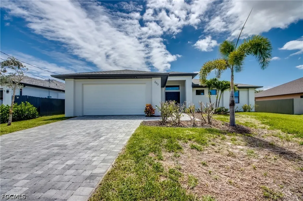 203 SW 14th Avenue Cape Coral FL 33991