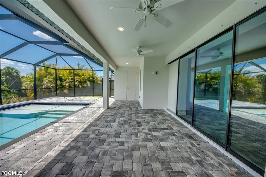 203 SW 14th Avenue Cape Coral FL 33991