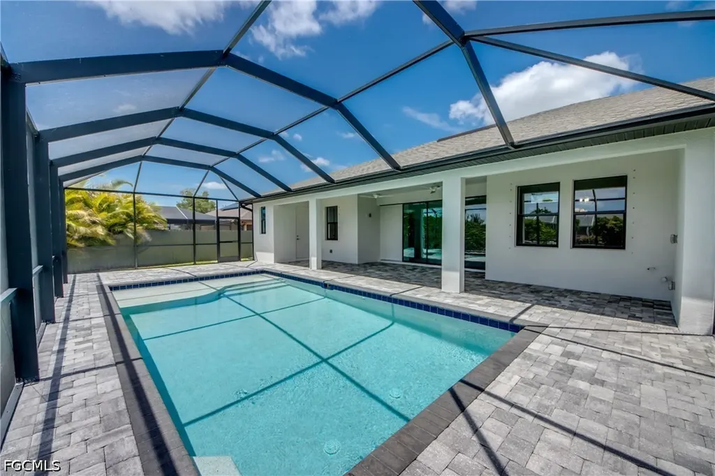 203 SW 14th Avenue Cape Coral FL 33991