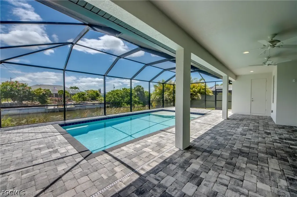 203 SW 14th Avenue Cape Coral FL 33991