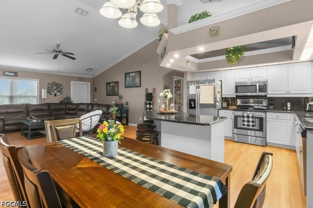 613 NW 14th Terrace Cape Coral FL 33993