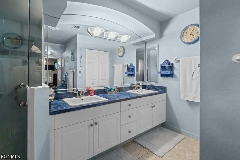 613 NW 14th Terrace Cape Coral FL 33993
