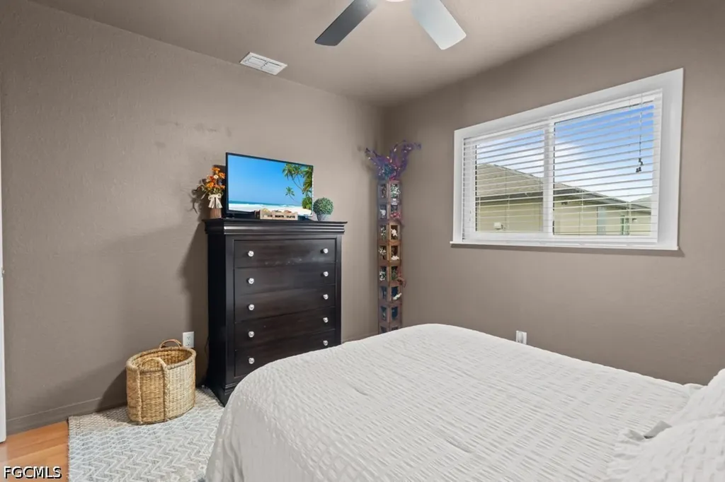 613 NW 14th Terrace Cape Coral FL 33993