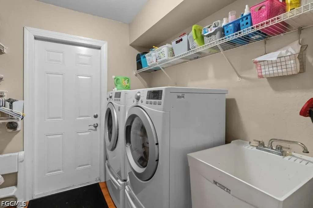 613 NW 14th Terrace Cape Coral FL 33993