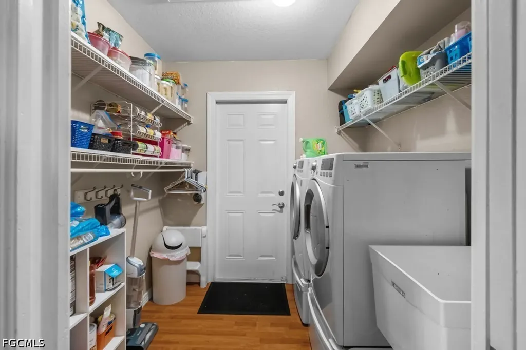 613 NW 14th Terrace Cape Coral FL 33993