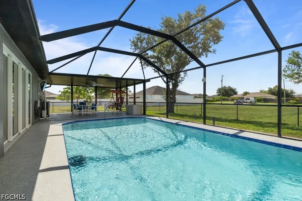 613 NW 14th Terrace Cape Coral FL 33993