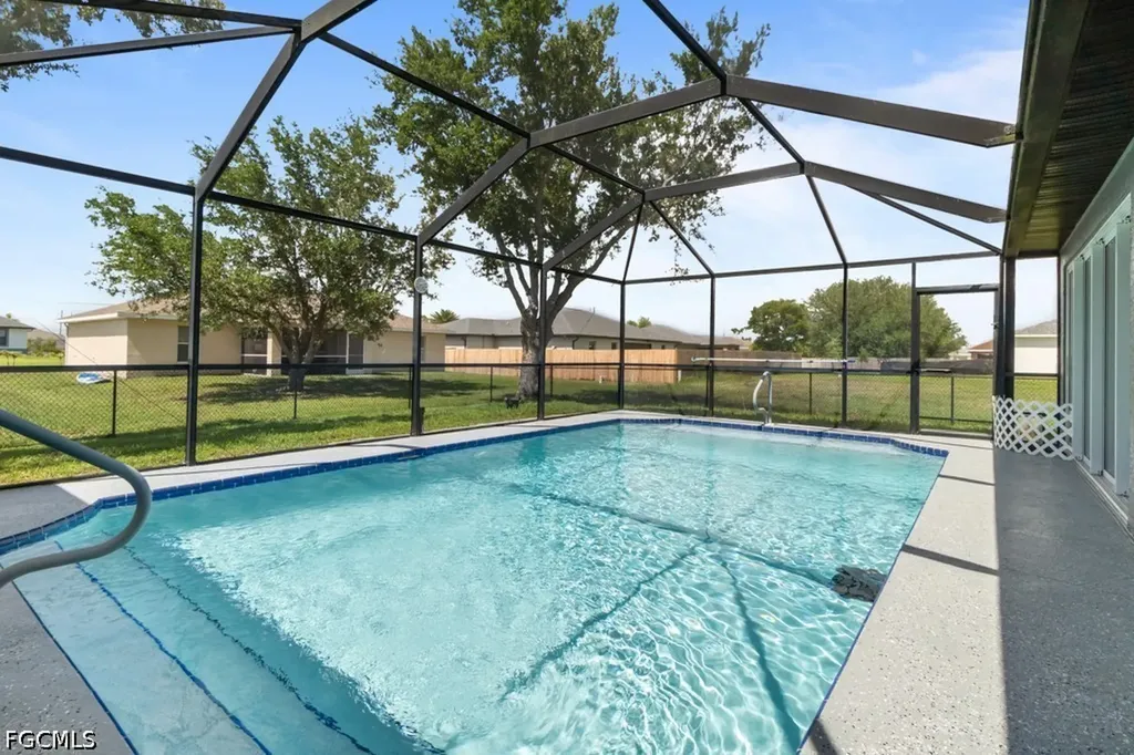 613 NW 14th Terrace Cape Coral FL 33993