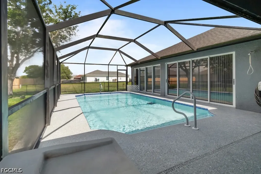 613 NW 14th Terrace Cape Coral FL 33993