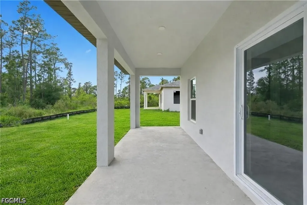 1018 Kent Street E Lehigh Acres FL 33974