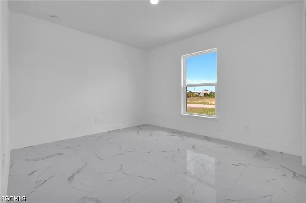 1126 NW 6th Avenue Cape Coral FL 33993