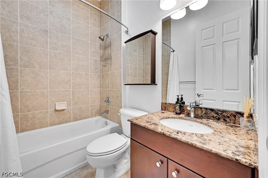 2797 1st Street Fort Myers FL 33916