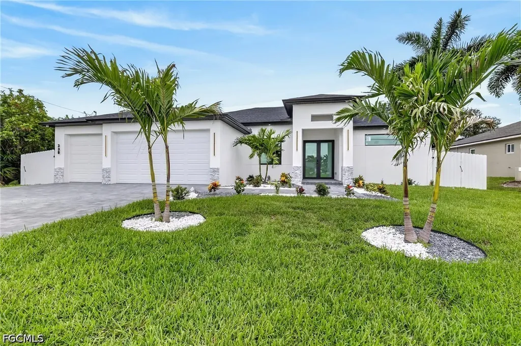 330 SW 26th Place Cape Coral FL 33991