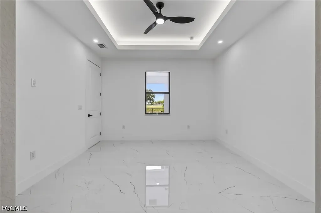 330 SW 26th Place Cape Coral FL 33991