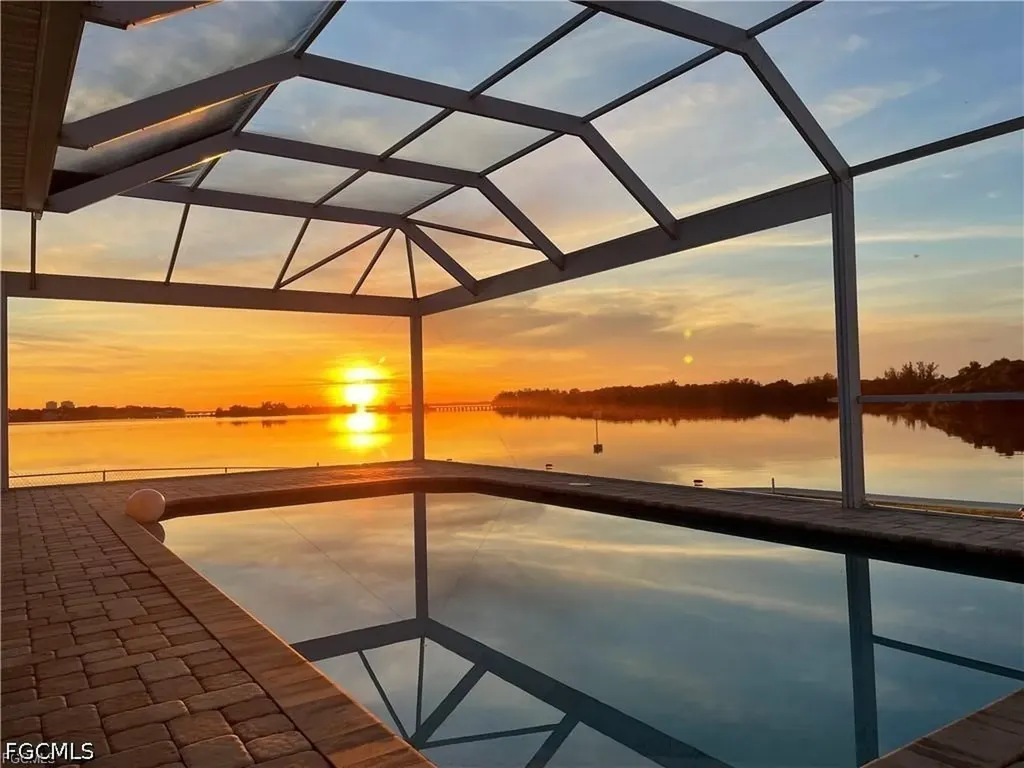 4885 E Riverside Drive Fort Myers FL 33905
