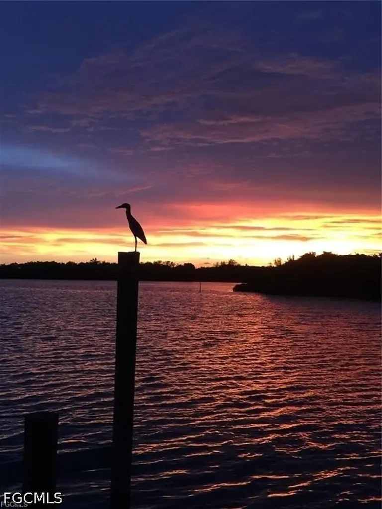 4885 E Riverside Drive Fort Myers FL 33905