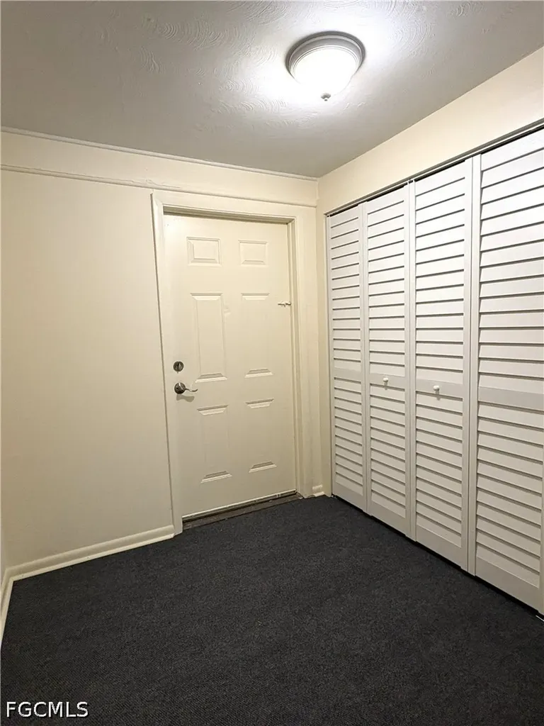 2156 Victoria Avenue Fort Myers FL 33901