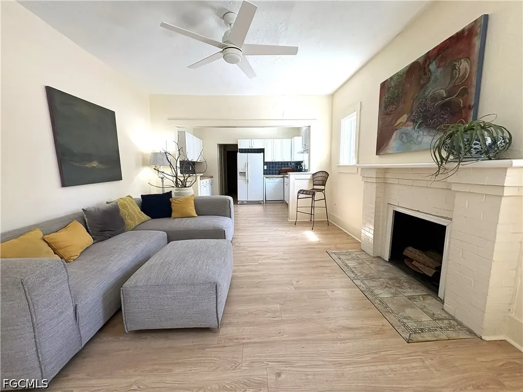 2156 Victoria Avenue Fort Myers FL 33901