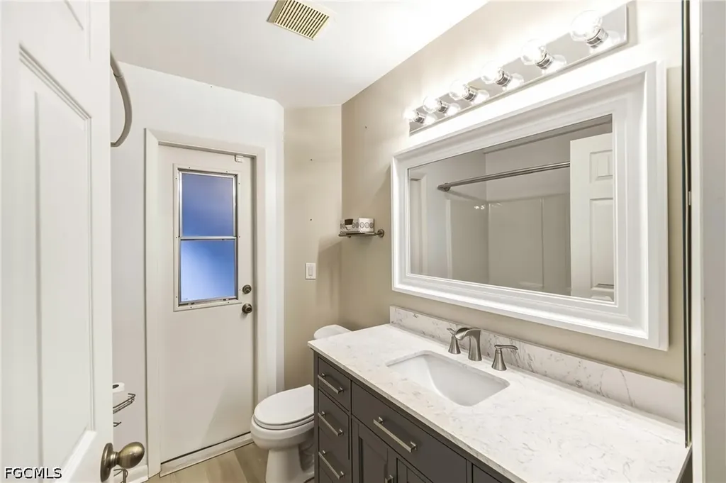 2038 NW 3rd Terrace Cape Coral FL 33993